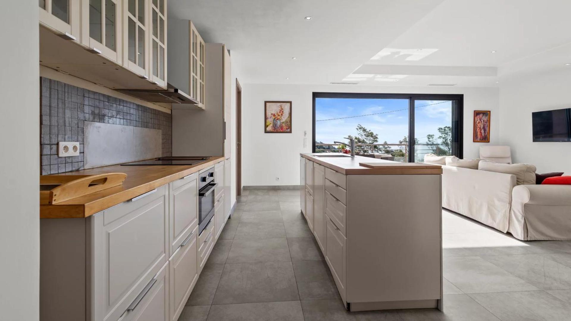Appartement Arc En Ciel B
